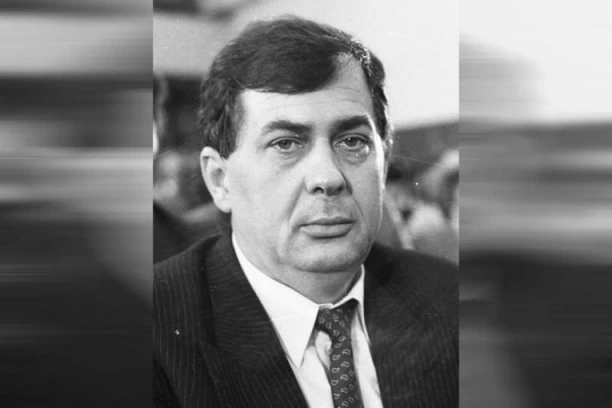 SAHRANJEN MIHALJ KERTES! Ispraćen uz pesmu "Osam tamburaša s Petrovaradina"!