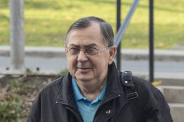 "ŠTO SE VI PLAŠITE SRBIJE KAD JE SE JA KAO MAĐAR NE PLAŠIM"! Ovo je rečenica sa kojom je Kertes ušao politiku, ali koja ga je i proslavila!