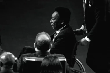 I KAMEN BI ZAPLAKAO! Pele je imao POSLEDNJU ŽELJU pred smrt - ostvariće mu se na SAHRANI!