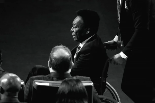 DA LI JE MOGLO DRUGAČIJE? Poznato kada i gde će Pele biti sahranjen!