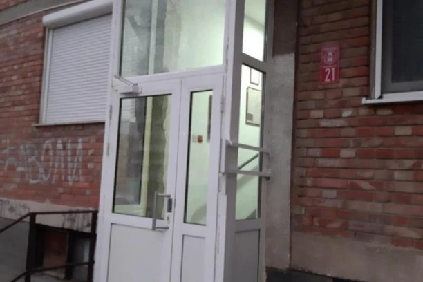 AdmiralBet se priključio: Rampa za kragujevačkog invalida će biti završena!