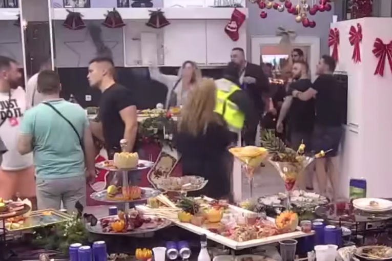 Aleksandra Nikolić i Miljana Popović svađa