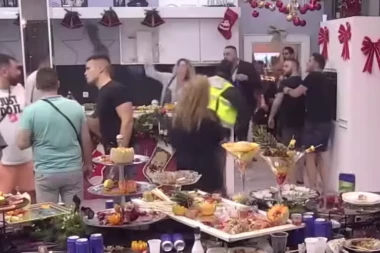 ALEKS GAĐALA FLAŠOM MILJANU: Neviđeni lom u Zadruzi, Car počeo da ludi zbog starlete! (VIDEO)