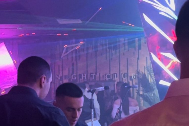 Dejan Dragojević u izlasku sa novom devojkom