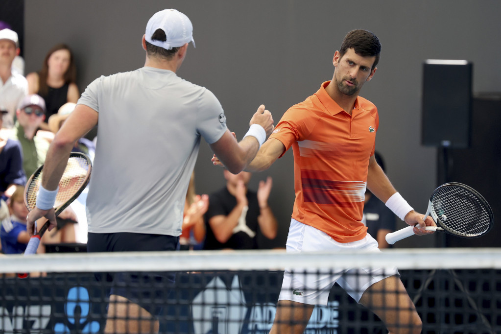 Novak Đoković na meču dublova u Adelejdu