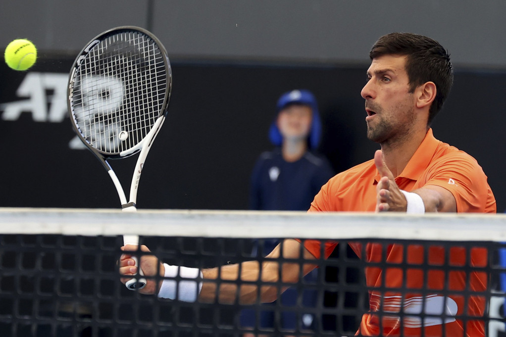 Novak Đoković na meču dublova u Adelejdu