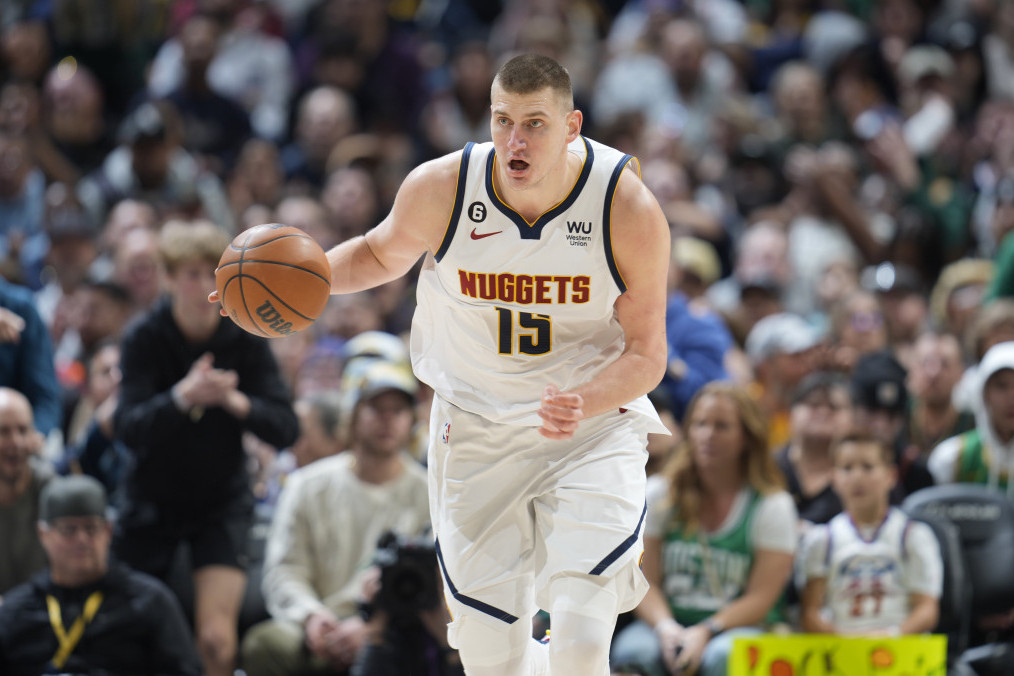 Nikola Jokić protiv Bostona