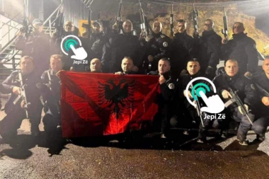 OPET PROVOKACIJA! Kosovska policija na Jarinju slavila Novu godinu uz albansku zastavu i duge cevi! (FOTO)