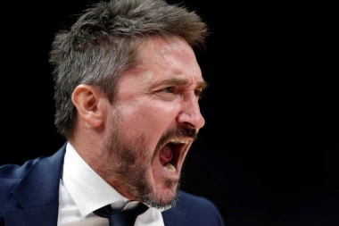 POCEKO PONOVO PRAVI CIRKUS U EVROLIGI: Odbio da priča, pa PSOVAO na konferenciji!