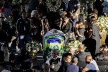 POSLEDNJE ZBOGOM LEGENDI! Pele sahranjen u rodnom gradu Santosu! (FOTO)