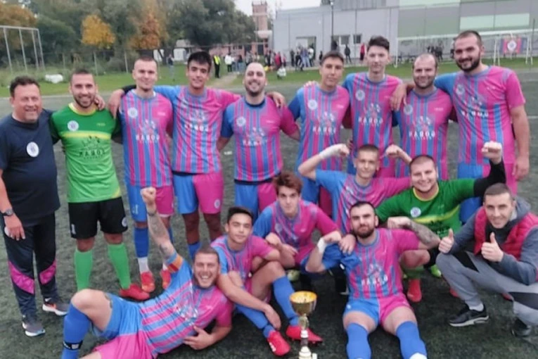 DEDA MRAZ SE ZAISTA POTRUDIO: U Voji Gačiću nemaju dilemu - NAPADAMO viši rang!