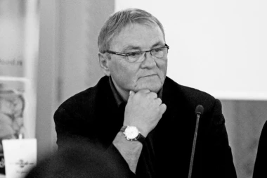 "ŽAO MI JE MOG ZOKIJA" Era Ojdanić se rečima koje slamaju srca oprostio od Kalezića, pa otkrio detalje života pokojnog pevača