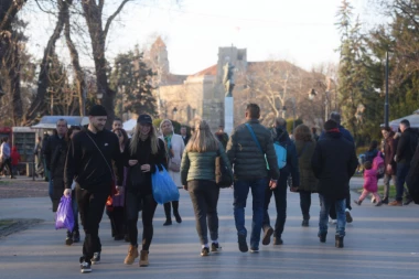DANAS MALO TOPLIJE VREME: Pretežno oblačno, temperatura do 12 stepeni