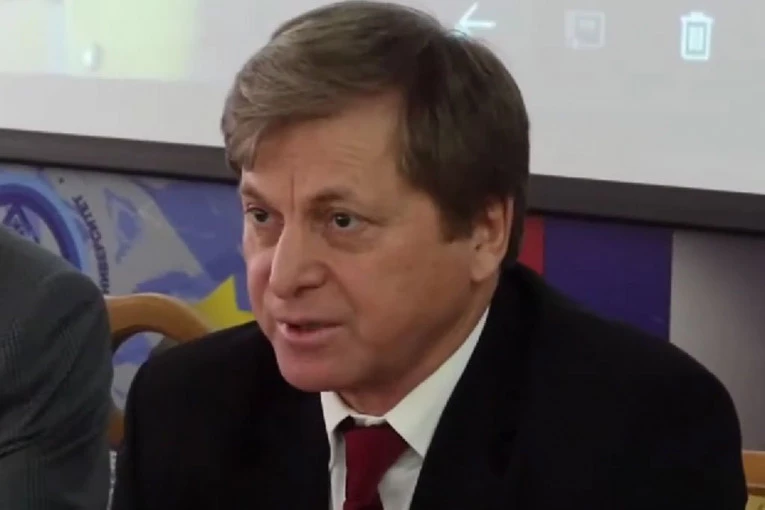 BIVŠEG PREMIJERA RUSKOG REGIONA I PRIJATELJA PUTINOVOG NAJBLIŽEG SARADNIKA POKOSIO AUTOMOBIL NASRED ULICE: Preminuo u bolnici