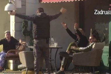 EVO, VEĆ JE BOŽIĆ: Zadrugarima pustili hit Zorice Brunclik, istog trena ustali i zapevali u glas! VESELO (VIDEO)