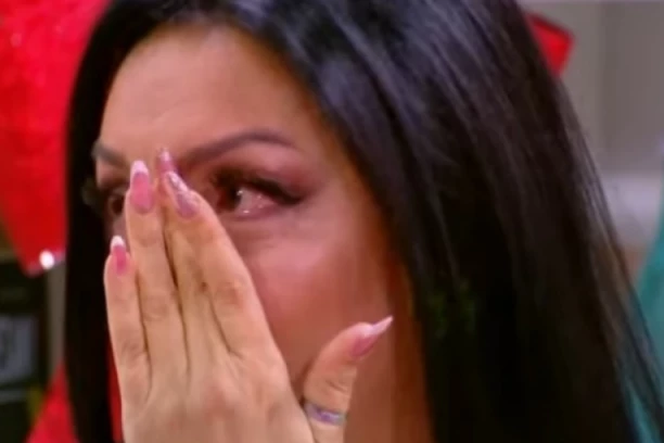 NAŠU PEVAČICU ZAUSTAVILA POLICIJA: Prepričala horor scene, zbog ovoga je mogla završiti u zatvoru!