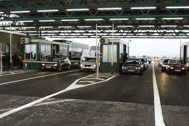 ZADRŽAVANJE NA DVA GRANIČNA PRELAZA! Oglasio se Auto-moto savez Srbije