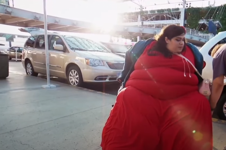 Amber voze u kolicima jer ne može da se kreće