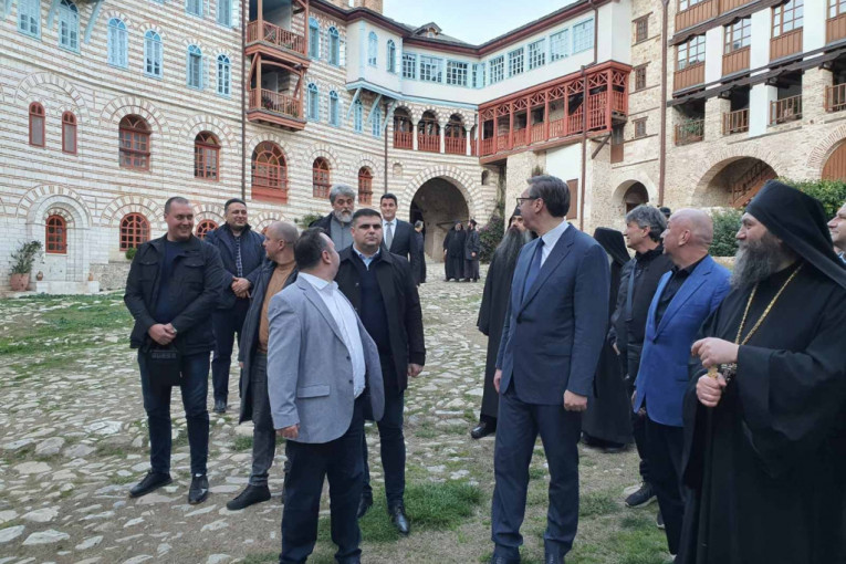 Predsednik u Hilandaru