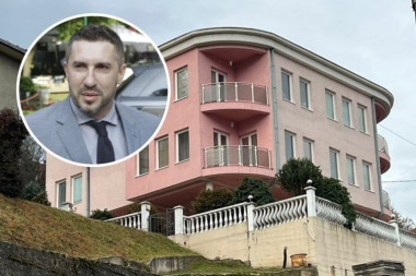 TUGA U PRIJEPOLJU: Ivica Dragutinović neutešan posle smrti oca Radoja