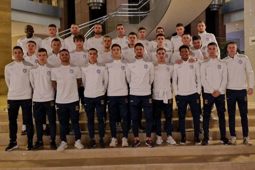 MOTORI UPALJENI, CILJEVI JASNI! Grafičar u Turskoj: Na terenu "puca", van njega - zabava! Stojčev "pod pritiskom", Kaluđerović otkrio zanimljivu anegdotu!