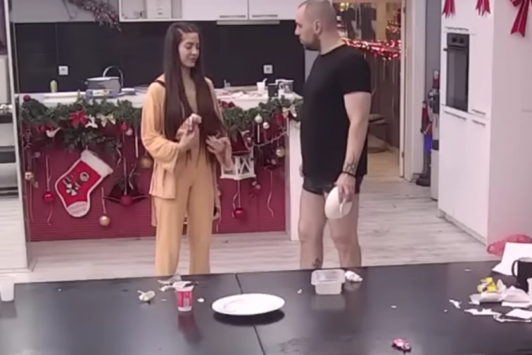 Anđela Đuričić ljubomoriše Zvezdanu Slavniću Zadruga 6