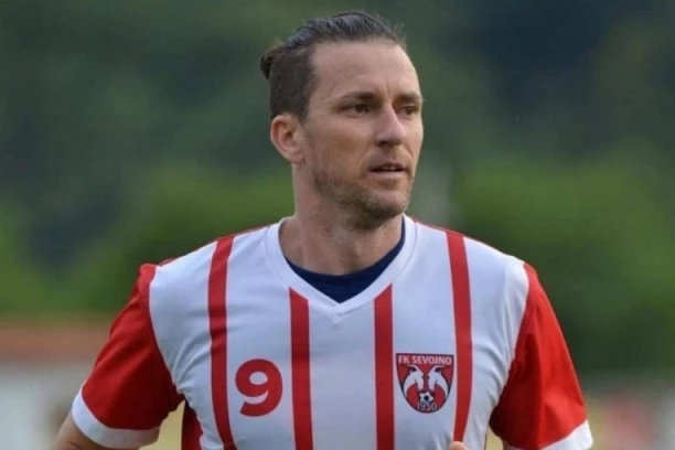 PODRHTAVA TARA, USKOMEŠALA SE DRINA: Napadač superligaškog iskustva stigao u Bajinu Baštu!