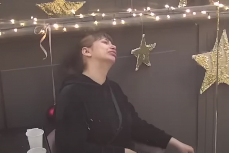 Miljana Kulić udara glavom o zid