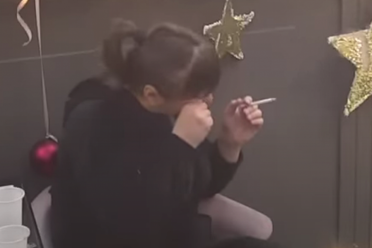 Miljana Kulić plače