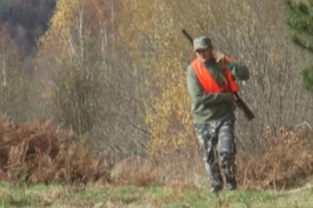 HAPŠENJE U BLACU! Italijan lovio zaštićenu vrstu ptica!