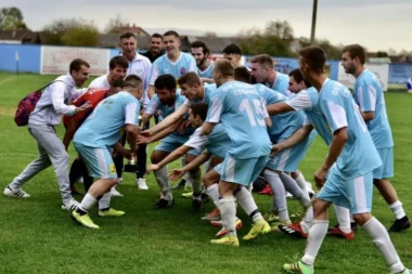 PREDSTAVLJAMO SRPSKE FUDBALSKE ŠAMPIONE: FK Hajduk Stanko Crna Bara!