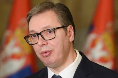 EKSKUZIVNO! PREDSEDNIK SRBIJE ALEKSANDAR VUČIĆ GOST EMISIJE "ĆIRILICA“! Ponedeljak u 21.00 sat Happy TV