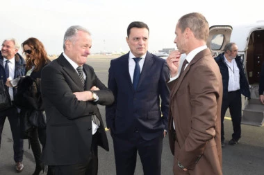 Čeferin u poseti FSS!