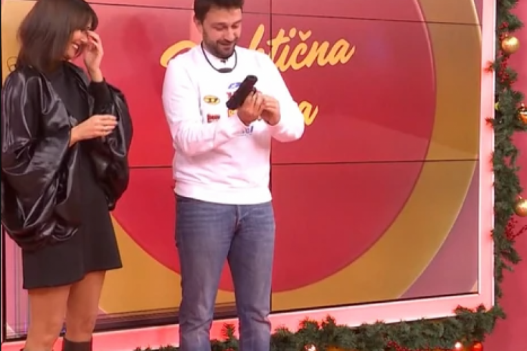 Rade Ćosić potegao pištolj u emisiji