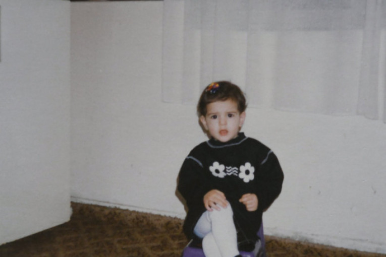 Jovana Ljubisavljević kao mala