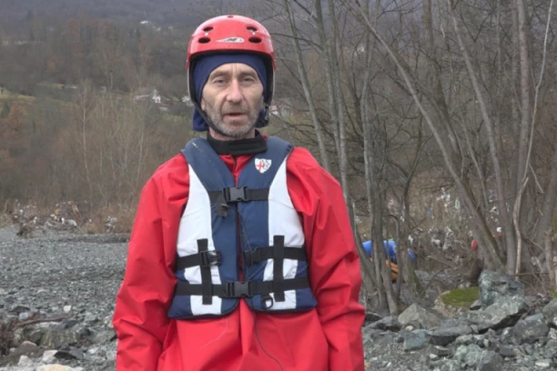 ŽELIM SAMO JOŠ JEDNOM DA JE ZAGRLIM! Otac nestale Ilinke iz Priboja skoro mesec dana očajnički traga za svojim detetom, vapaj razara dušu!