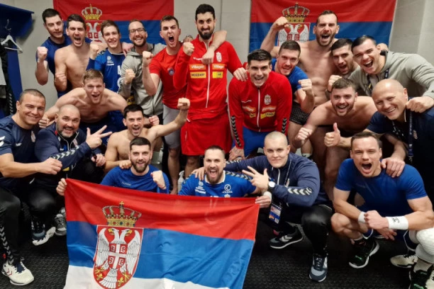 "ORLOVI" VEĆ ZABORAVILI NA ALŽIR: Srpsko čudo od deteta ima recept za MAESTRALNE Nemce (FOTO)