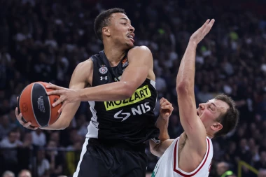 EKSPLOZIJA: Stiže Kemba Voker!