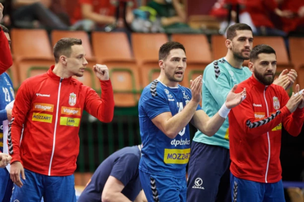 MA KO JE OVDE VELESILA: SRBIJA SLAVI, PALA JE NEMAČKA!