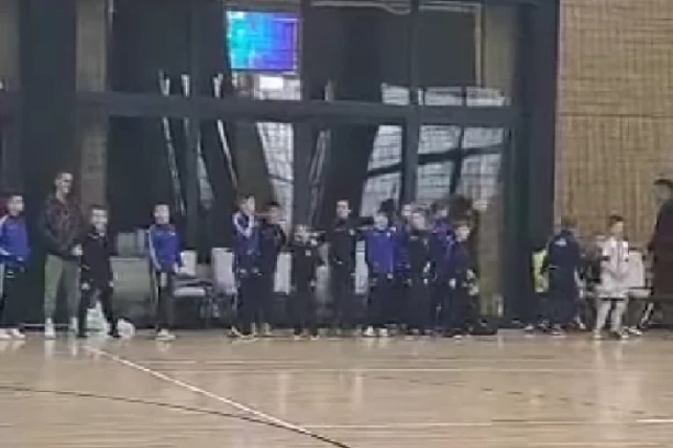 IZBODENOG BEOGRAĐANINA SPASILA DEBELA JAKNA! Novi detalji napada u Sarajevu!