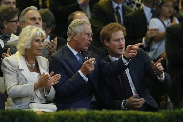 "ON JE BUDALA"! Novi sukob princa Harija i kralja Čarlsa! ZA NEVERICU ŠTA SE DOGODILO!