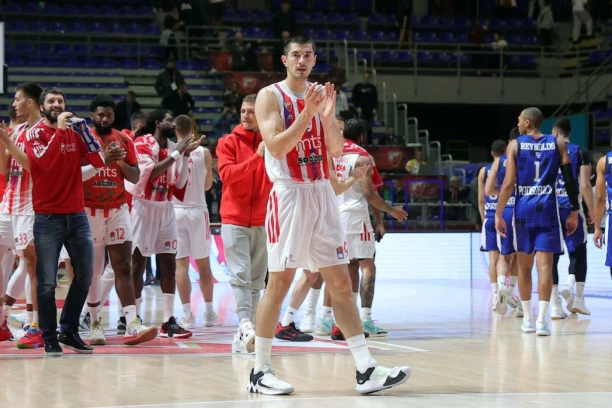 ZVEZDA RAZNELA BUDUĆNOST: Kampaco, Mitrović i Dobrić udavili Podgoričane u Morači (VIDEO)