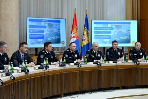 RAZBIJENO 28 KRIMINALNIH GRUPA: MUP Srbije predstavio rezultate rada u prethodnoj godini!
