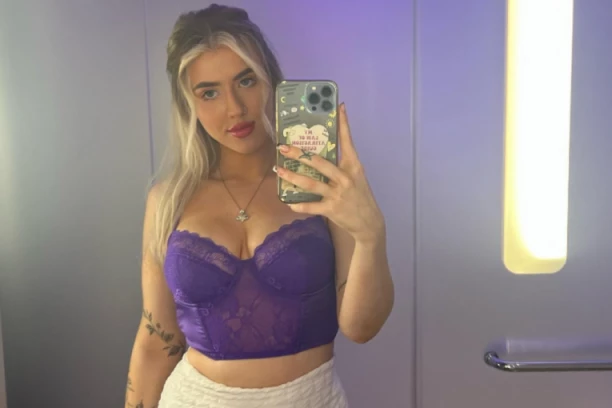 SPREMILA JE DEČKU INTIMNO IZNENAĐENJE, A SVE SE PRETVORILO U NOĆNU MORU: Devojka htela da pokaže koliko je vatrena, a onda PEH!