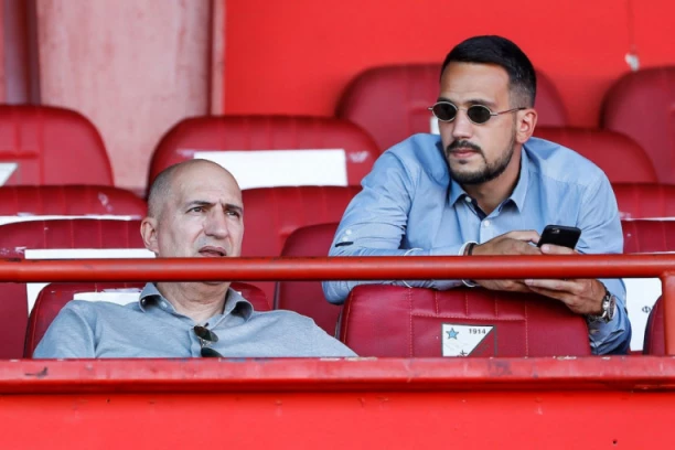NAKON SVIH DEŠAVANJA, OGLASIO SE I SPORTSKI DIREKTOR: Mrkela je imao šta da poruči armiji navijača!