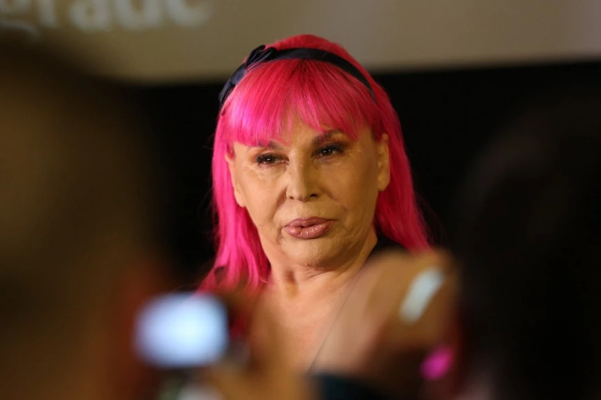 NAPADNUTA ZORICA BRUNCLIK: Pevačica izdala zvanično saopštenje! (FOTO)