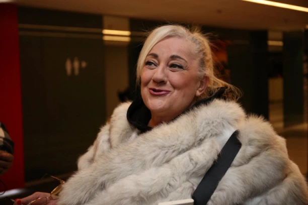 VESNA RIVAS PROREKLA SUDBINU ZVEZDANA I ANĐELE: Njihova veza uskoro puca, Miljanu vidim u nekoj BOLNICI!