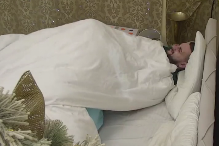 Miljana Kulić oralno zadovoljila Zolu Zadruga 6