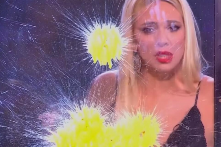 Milica Todorović polila voditeljku