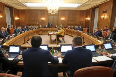 HITNA REAKCIJA! Pripadnici Vojske Srbije na terenu, ministar Gašić na licu mesta!